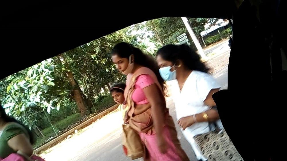 25P sl hot saree road capture fb 5