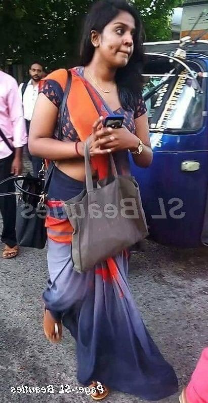 25P sl hot saree road capture fb 5