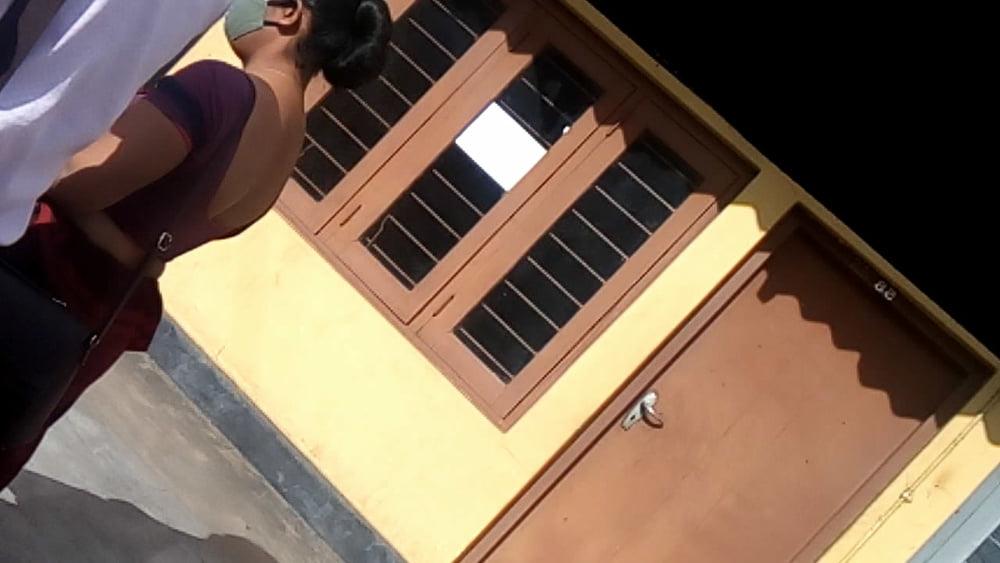 25P sl hot saree road capture fb 5