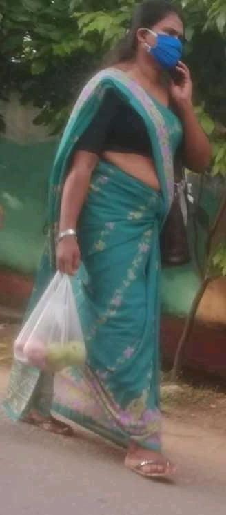 25P sl hot saree road capture fb 5