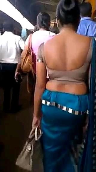 25P sl hot saree road capture fb 5