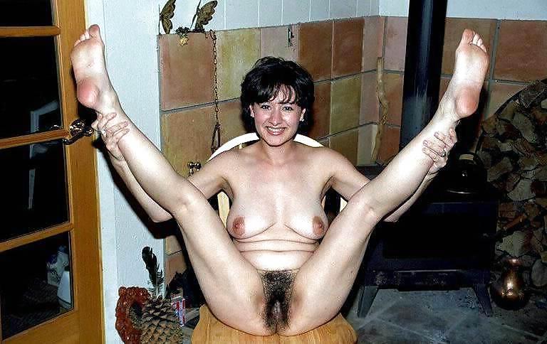 9P HAIRY PUSSY