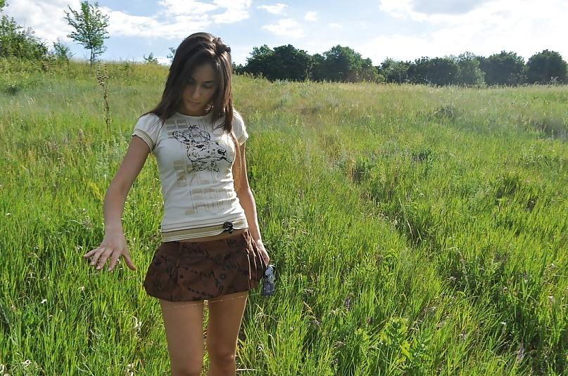 25P Ukranian nudist beach goddess Innuska 