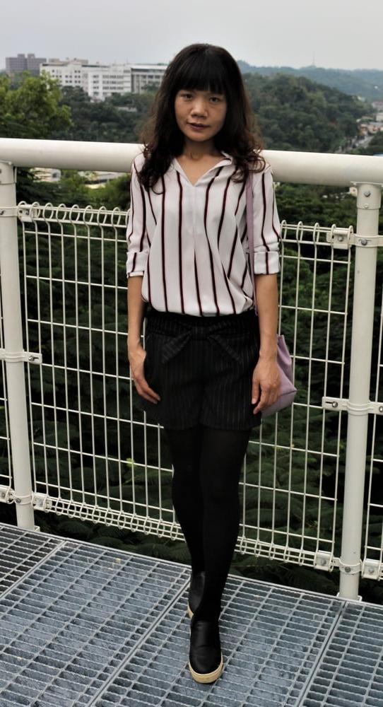 25P Chinese GILF in Tights