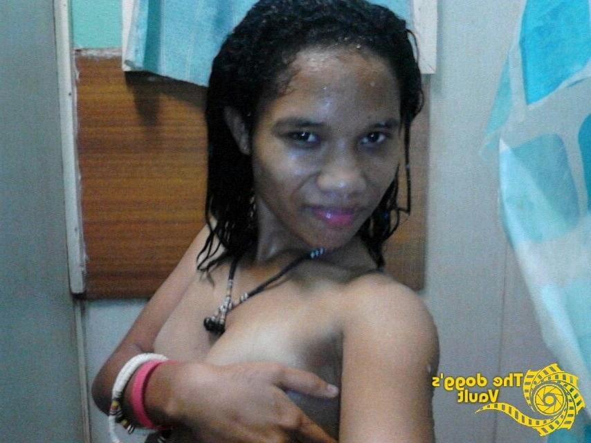 18P PNG Skinny Teen Flashing