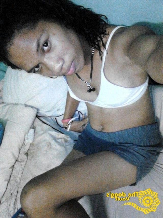 18P PNG Skinny Teen Flashing