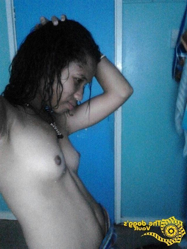 18P PNG Skinny Teen Flashing