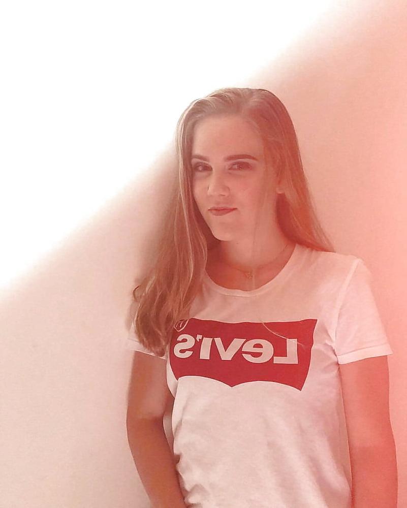 19P Young sexy girl