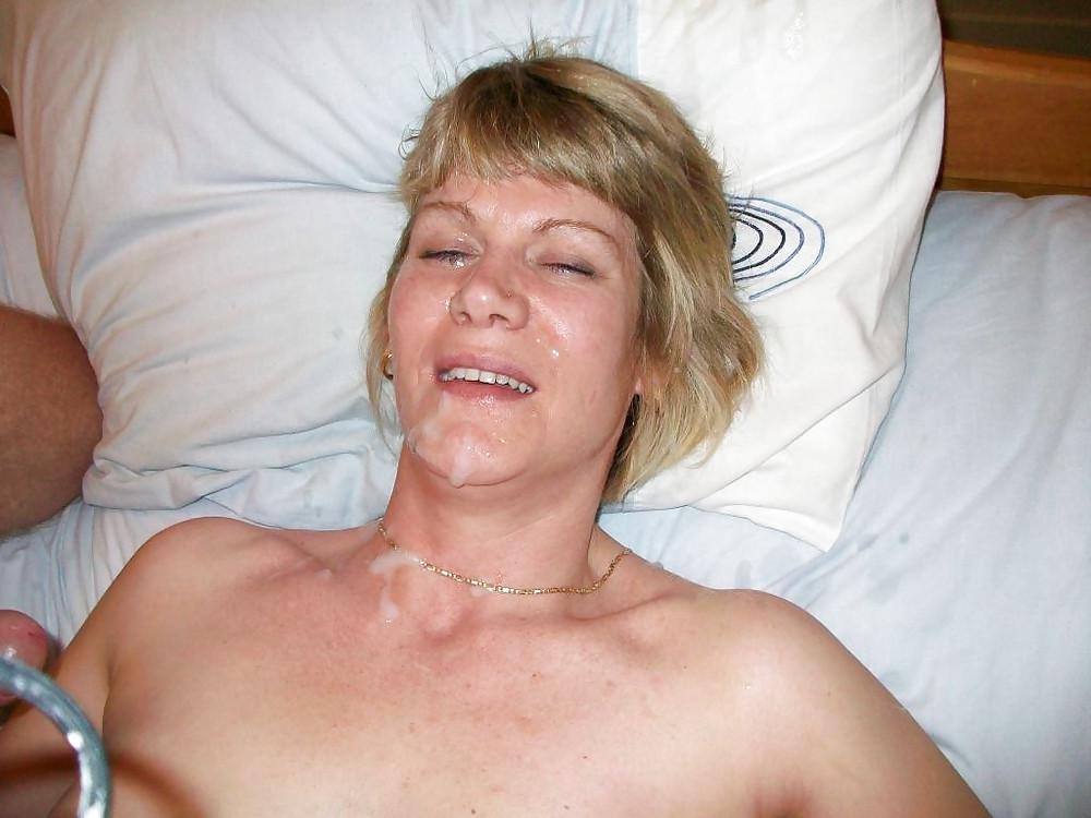25P Milf and mature blowjobs and facials 3