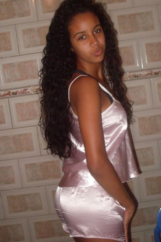 25P More Latin MiLFs From MeetMeMatch.com