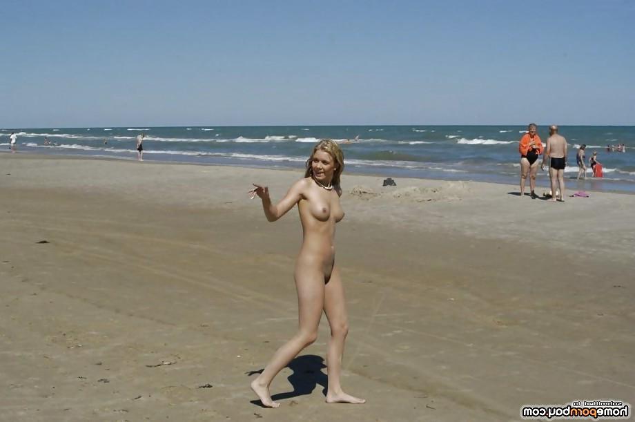 25P Oiled at the beach