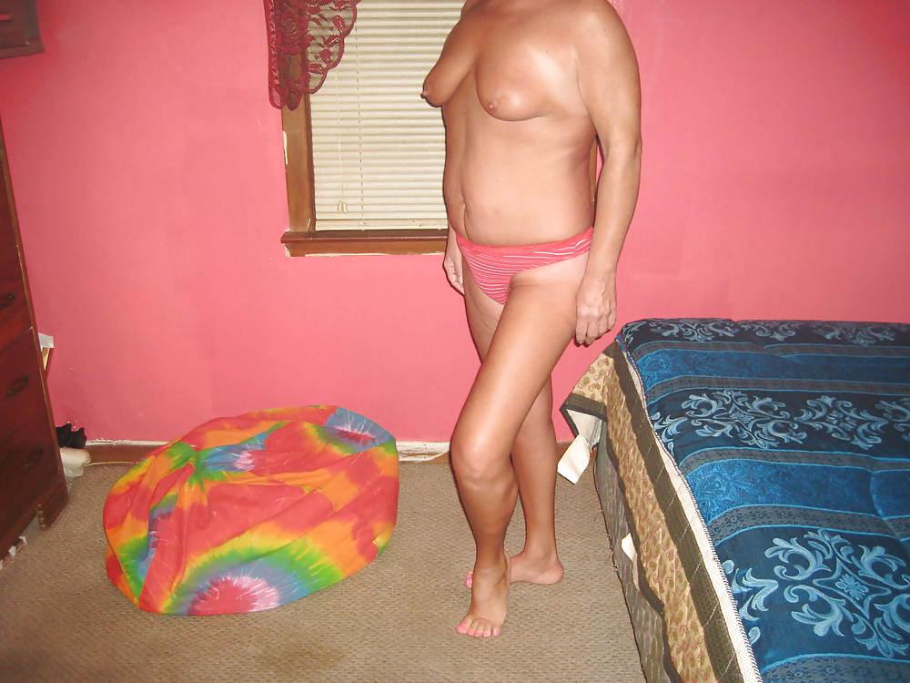 10P Sexy Nylon Feet Toes Body Pose 1