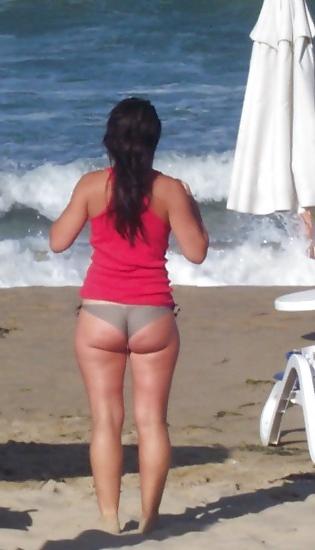 25P Beach super round greasy ASS