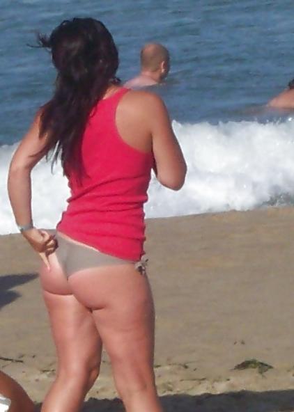 25P Beach super round greasy ASS