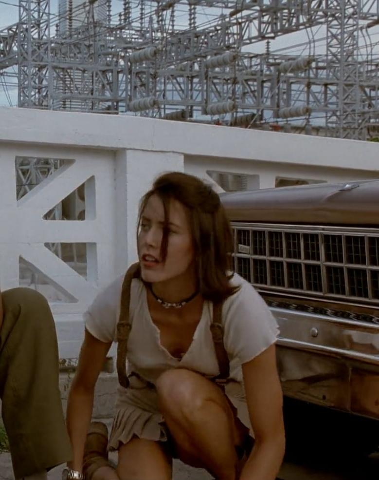 25P Tea Leoni's Legs in Bad Boys