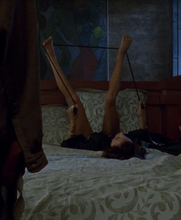 25P Tea Leoni's Legs in Bad Boys