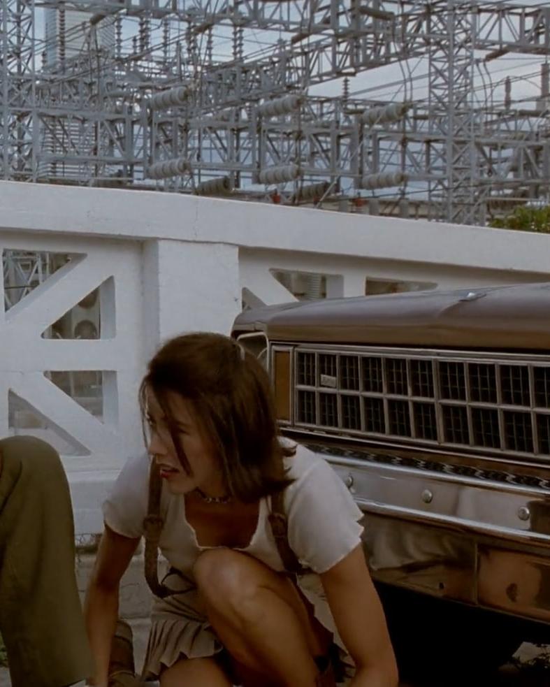 25P Tea Leoni's Legs in Bad Boys