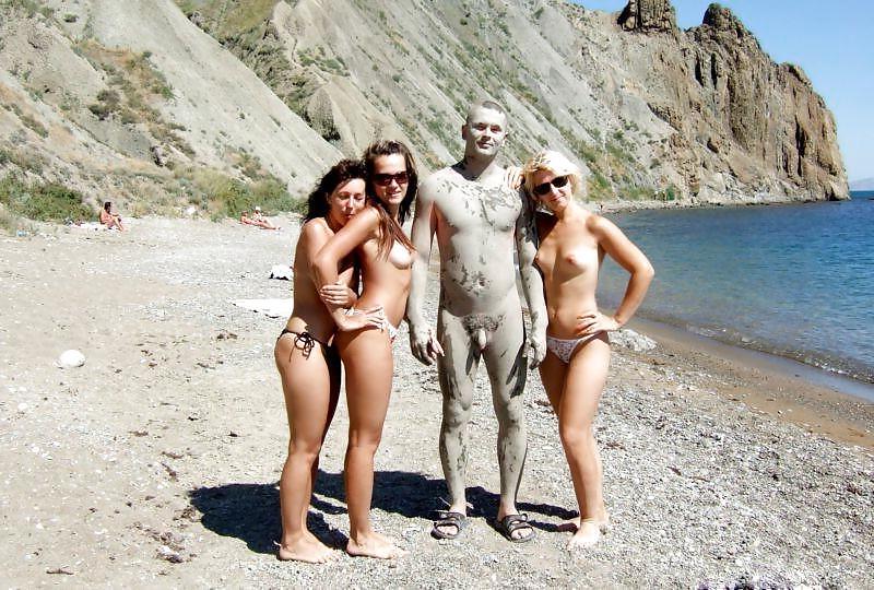 25P Nude Beach Fun