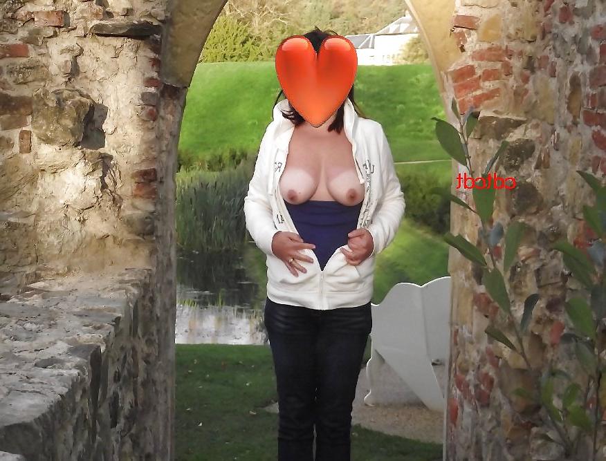 19P Flashing outdoors  18