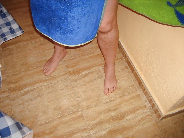 16P Hairy wife