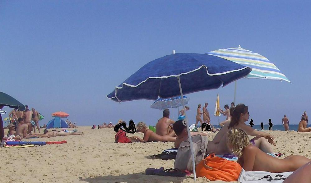 20P Biarriz naked beach 2011