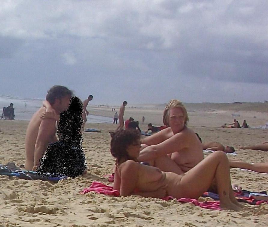 20P Biarriz naked beach 2011