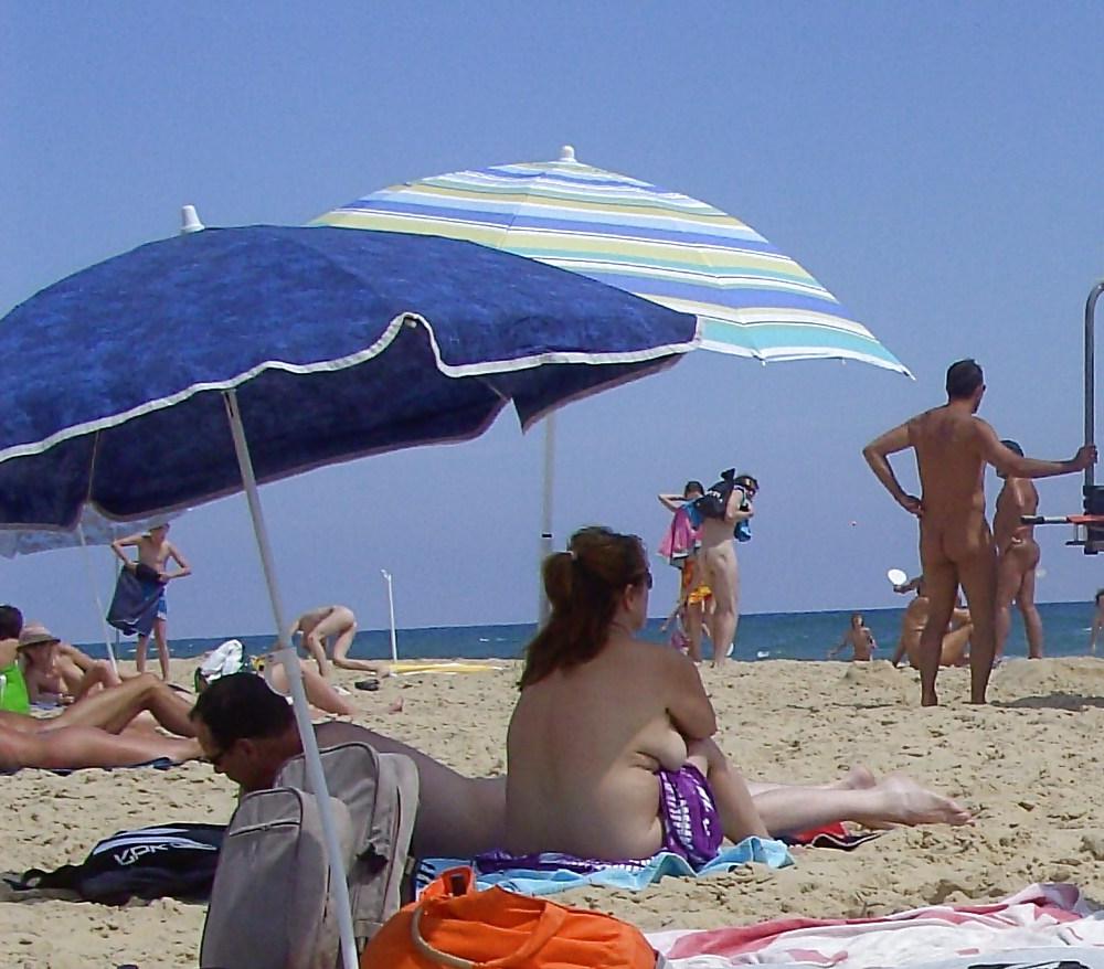 20P Biarriz naked beach 2011