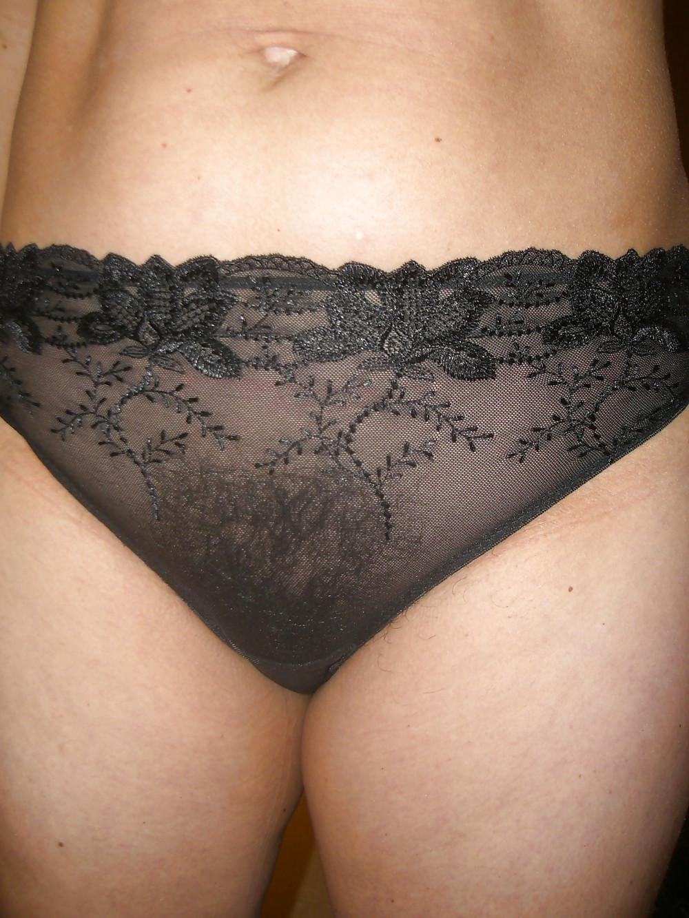 8P Beautiful hairy pussy