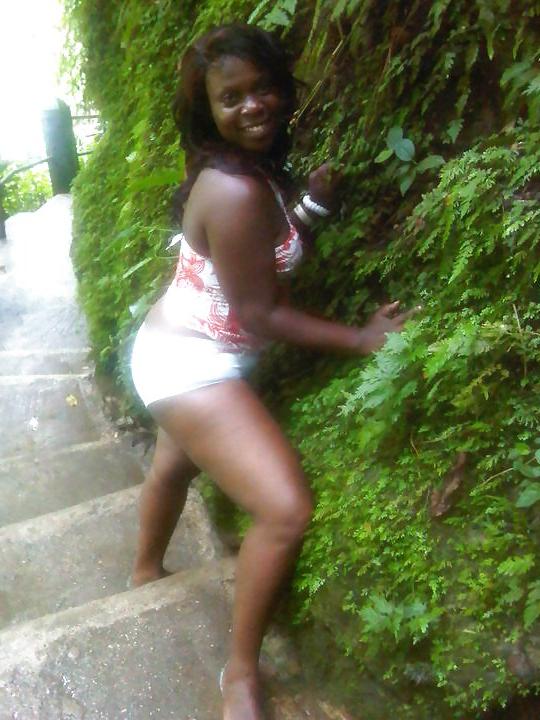 14P Jamaican phat woman