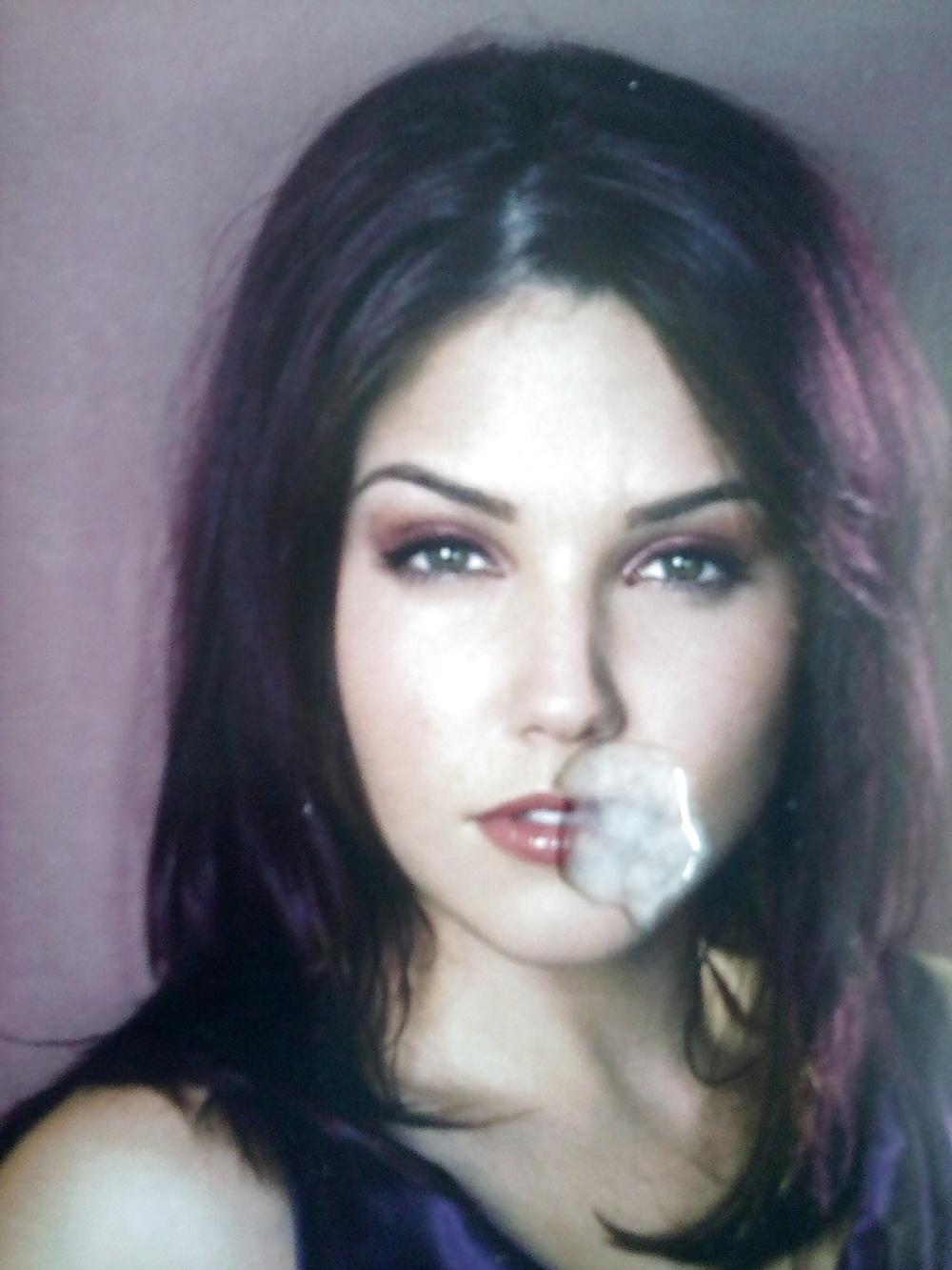 14P Sophia bush