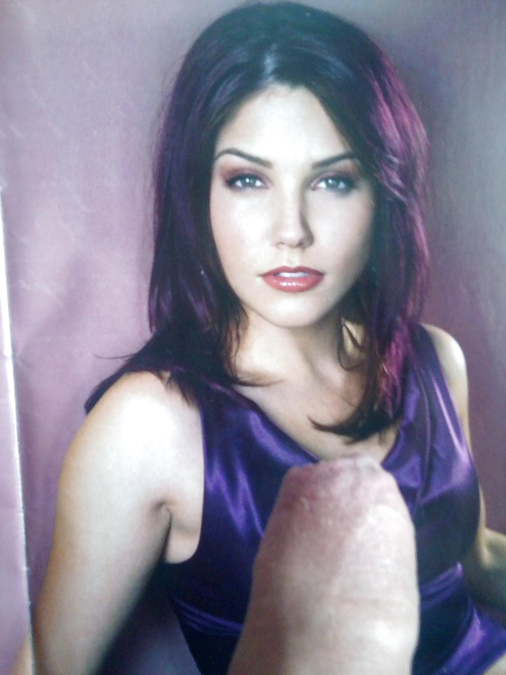 14P Sophia bush