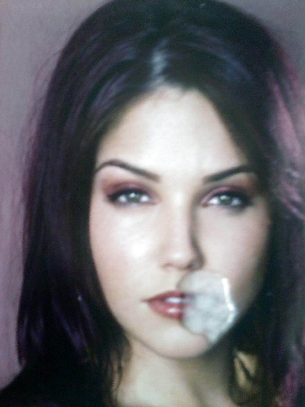14P Sophia bush