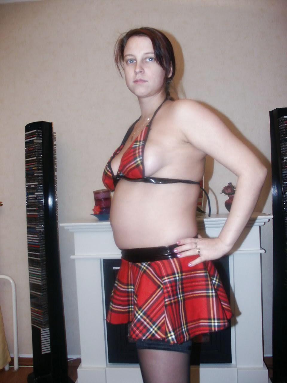 25P Prego Teen Schoolgirl 
