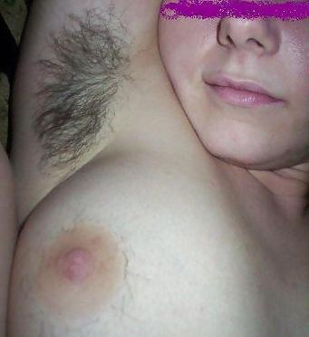 25P Big  titts and hairy pits