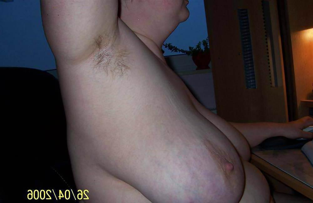 25P Big  titts and hairy pits