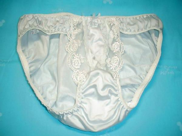23P Nylon Panty Scans Pics