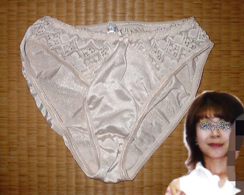 23P Nylon Panty Scans Pics