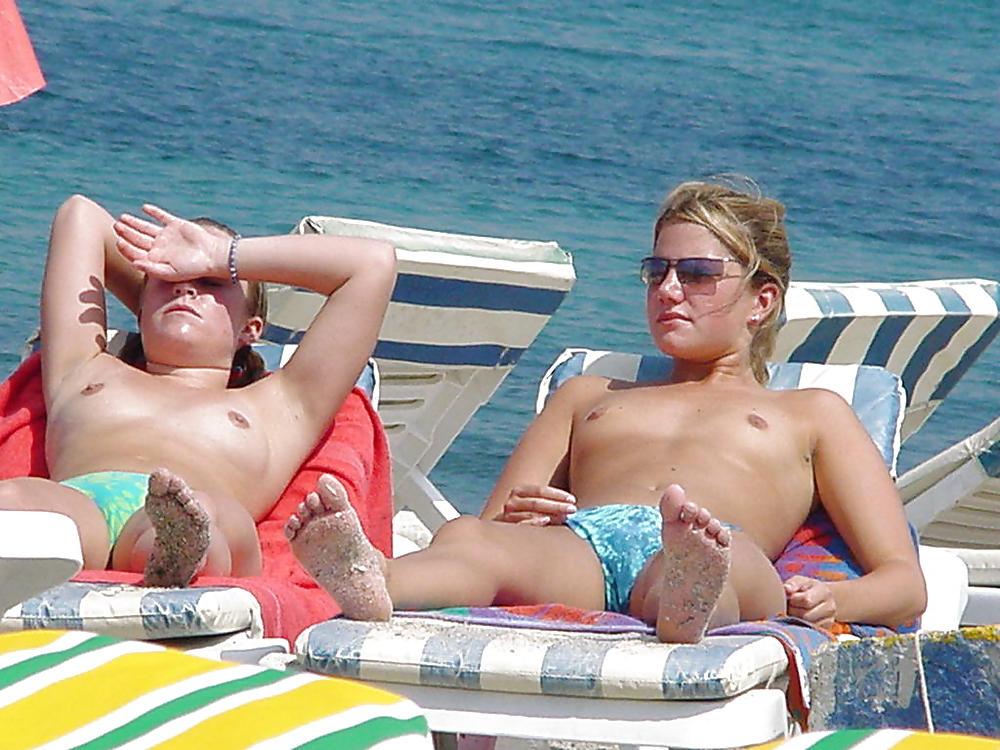 22P BEAUTY ON THE BEACH # 1