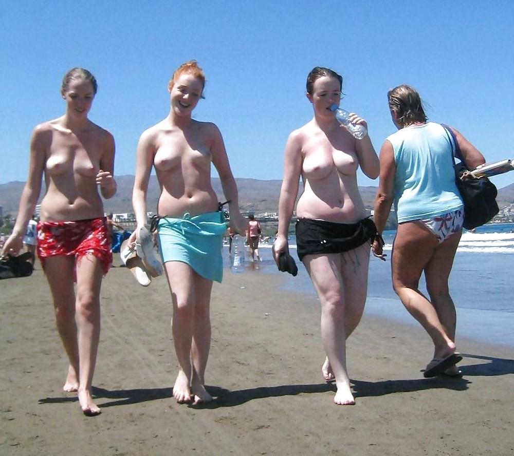20P Topless beach girls 4.