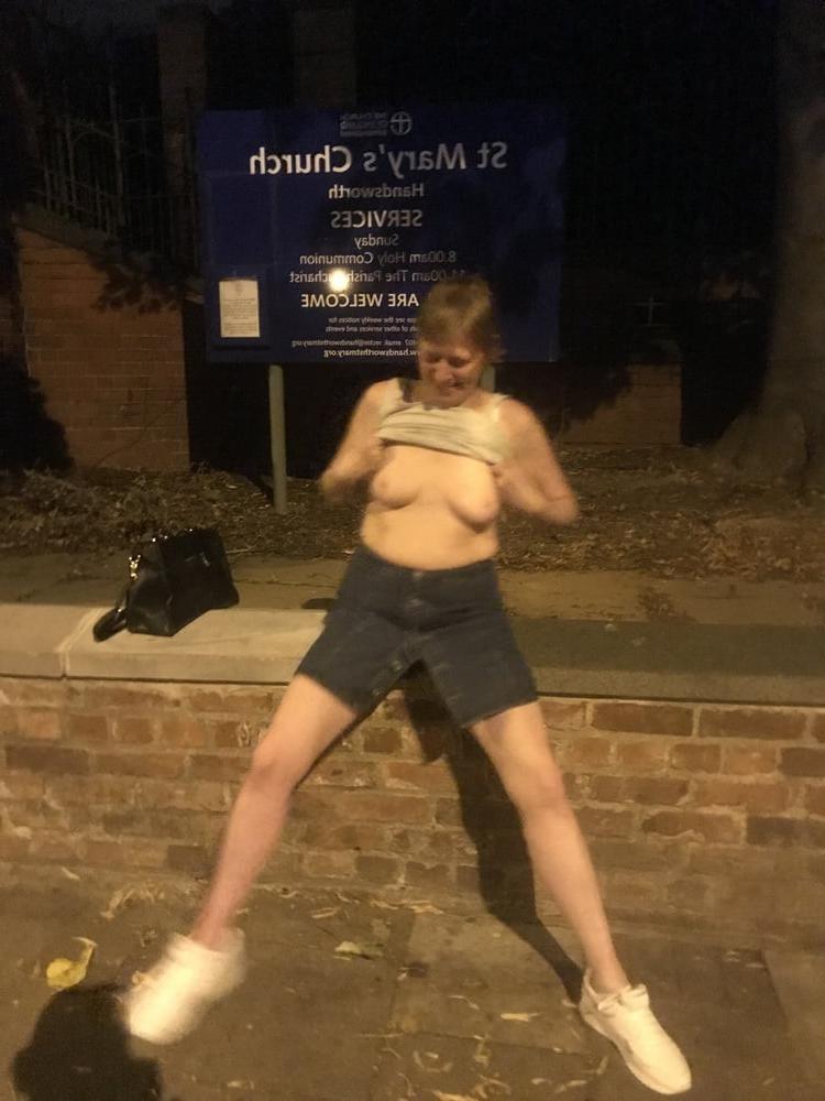 10P FLASH AND TIED IN THE GRAVEYARD! Birmingham 2020