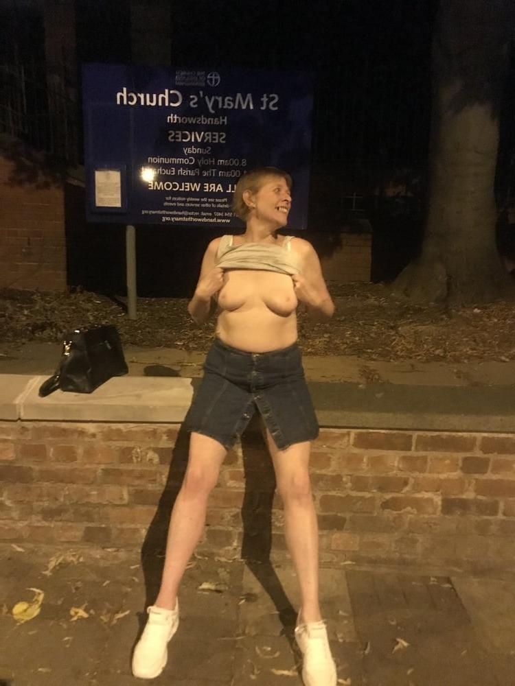 10P FLASH AND TIED IN THE GRAVEYARD! Birmingham 2020