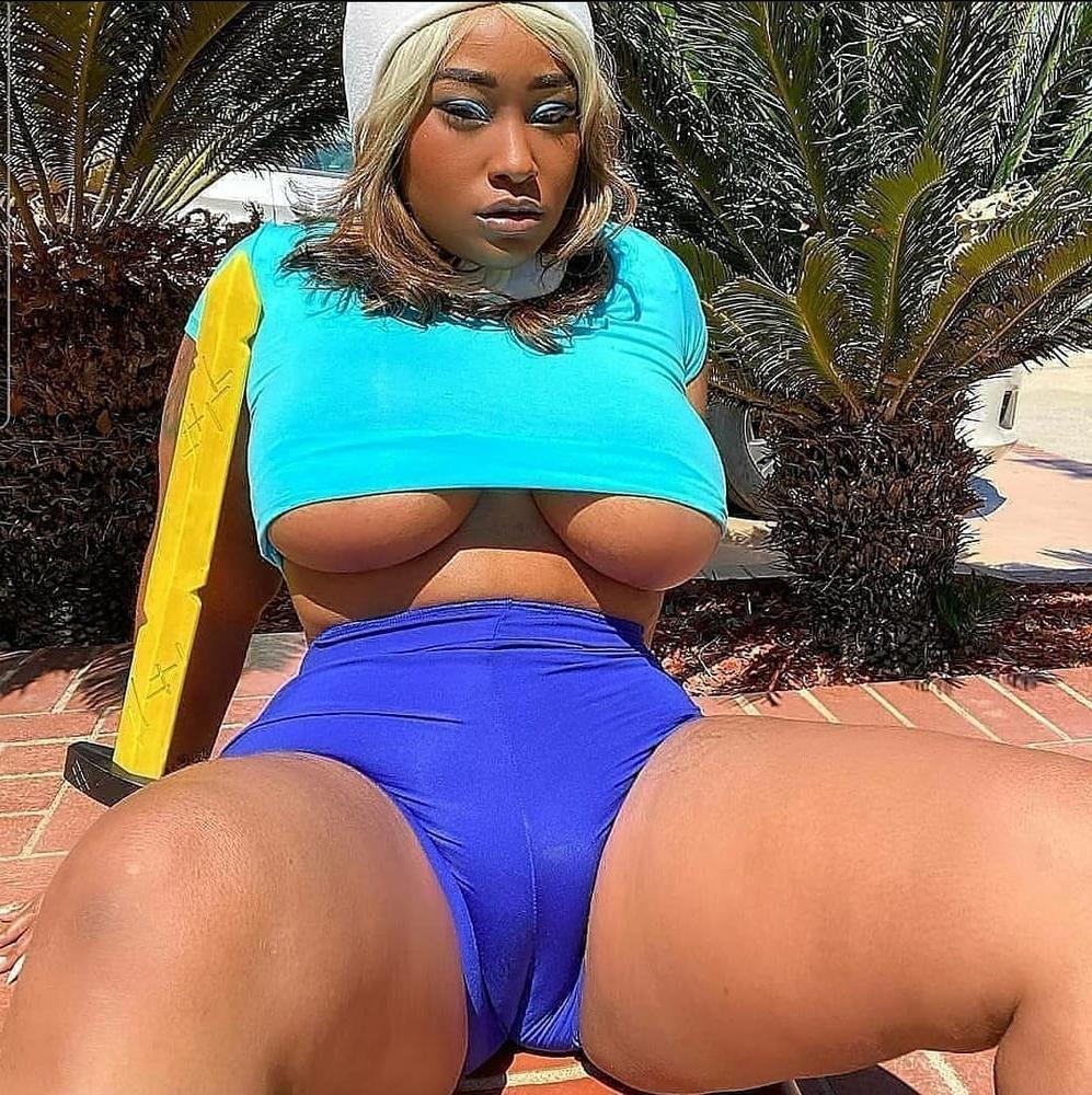 25P Between them legs