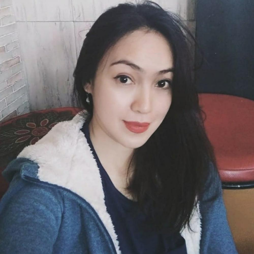 25P Maya Indonesian married Bitch
