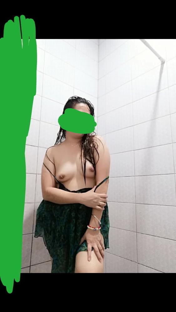 12P PINAY WIFE2