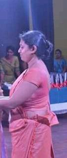 25P sl local girls hot saree and boobs