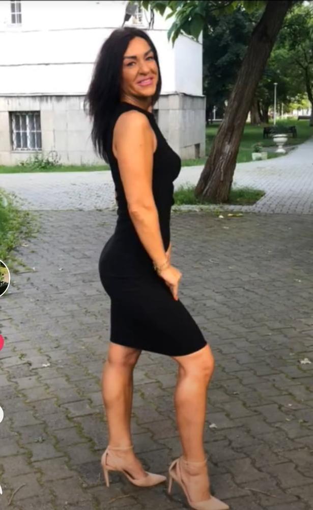 25P Magdalena lupu hot mif fitness trainer