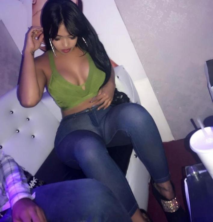 25P Yinett young milf caderona y culona (revienta huevos)