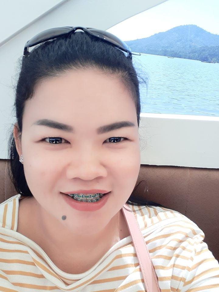 25P Thai Girl Exposed