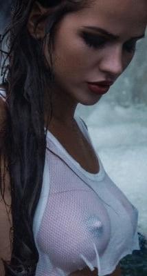 25P Moree see through and pokies