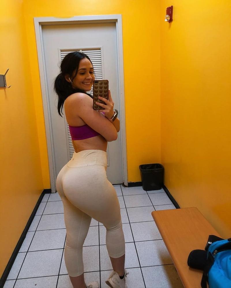 25P Butts in yoga pants and leggings 5